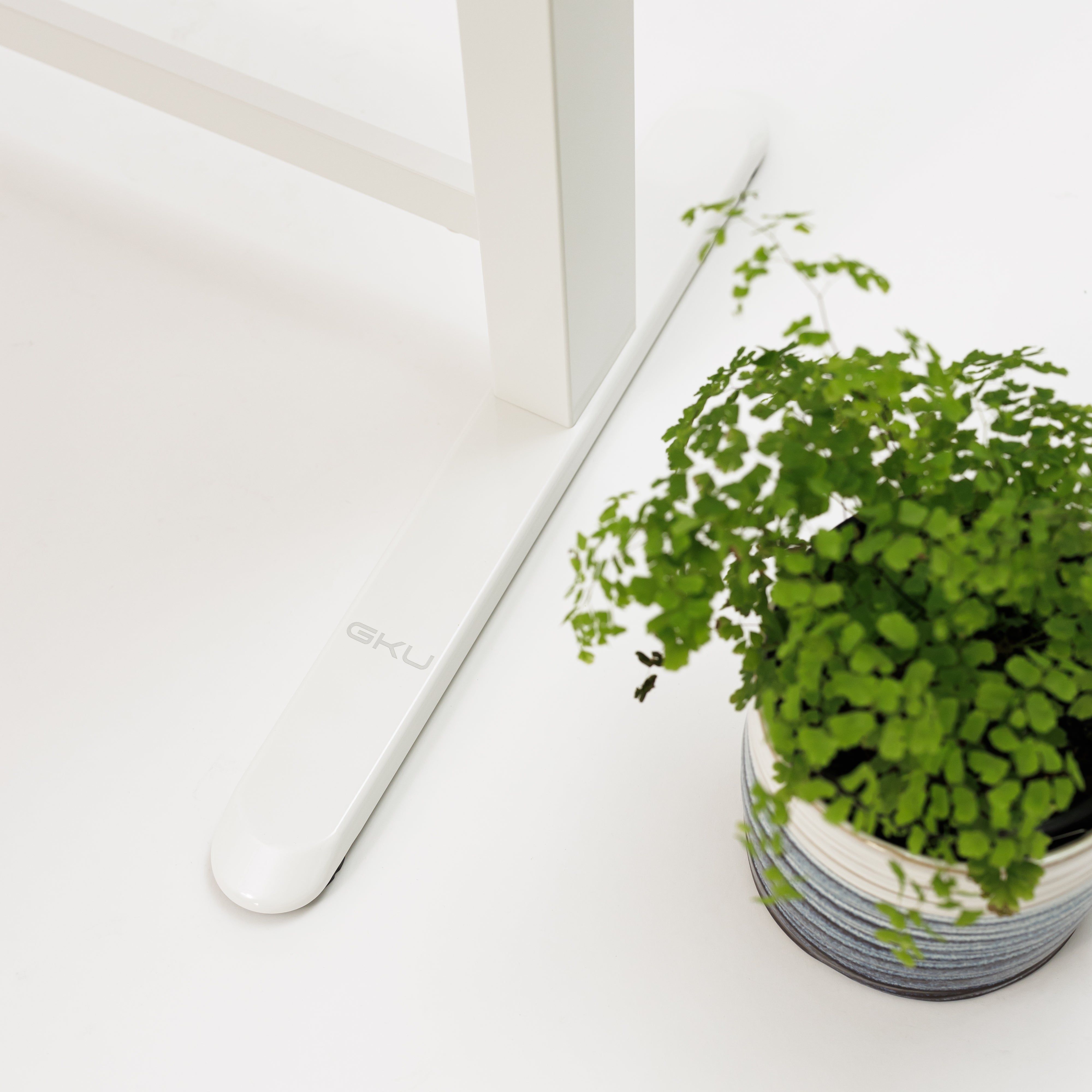 GKU Electric Height Adjustable Desk - SmartUp All-in-1 | gku.
