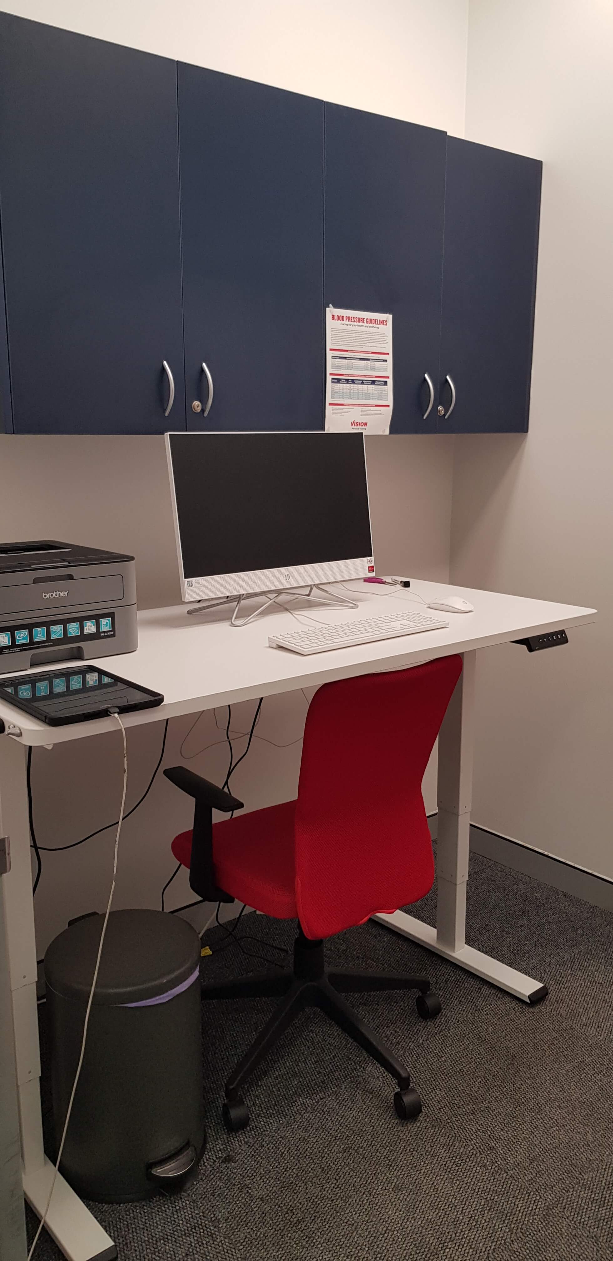 Best Ergonomic Desk Setup Specialists & Ergonomic Workstations | GKU — gku