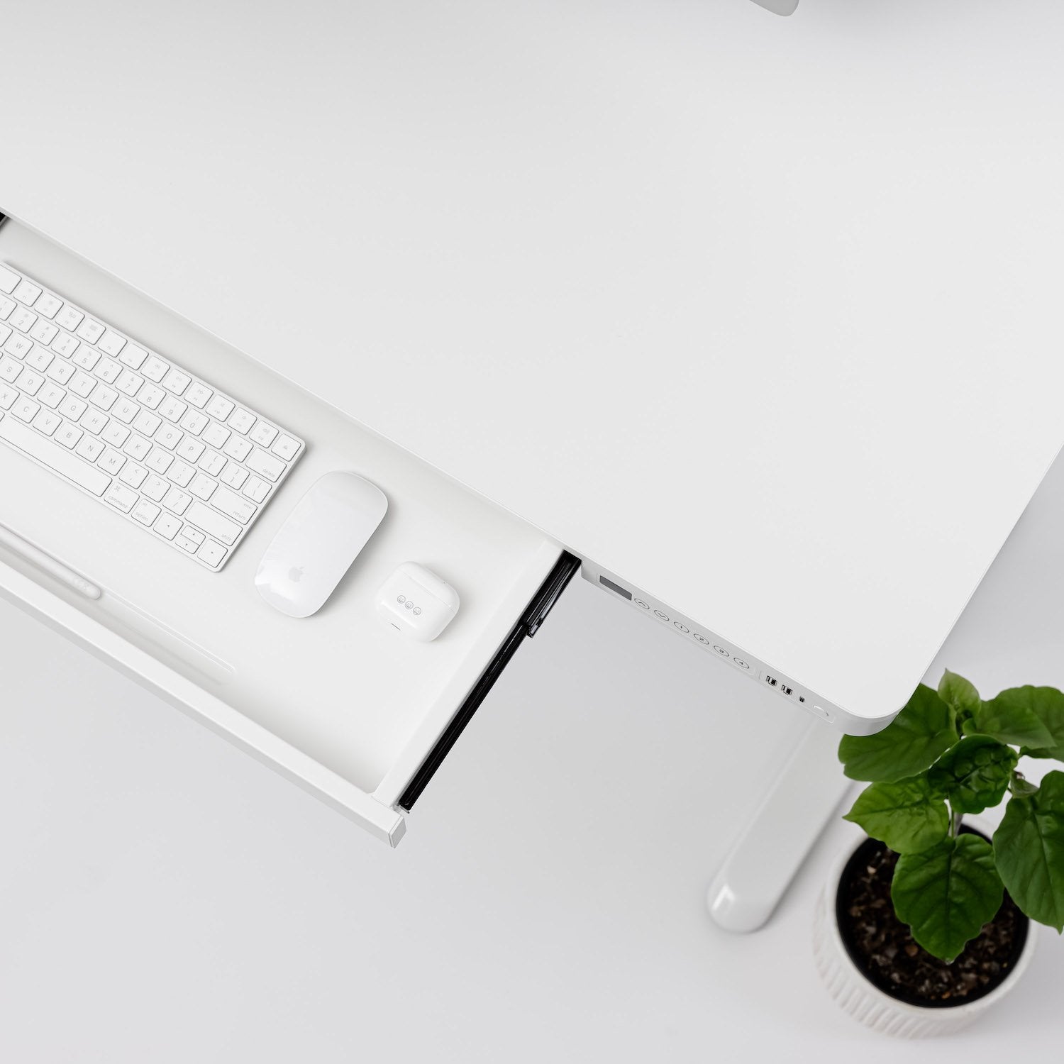 gku™ SmartUp All-in-1: Electric Sit Stand Desk | gku.